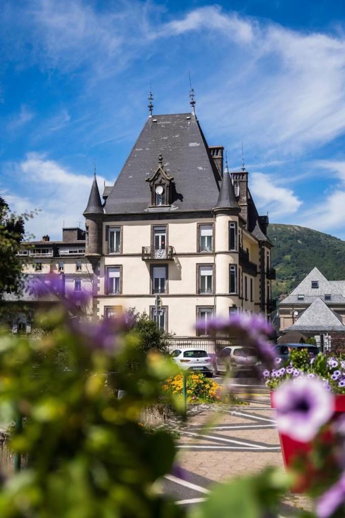 Le Grand Hotel Mont Dore Exteriör bild
